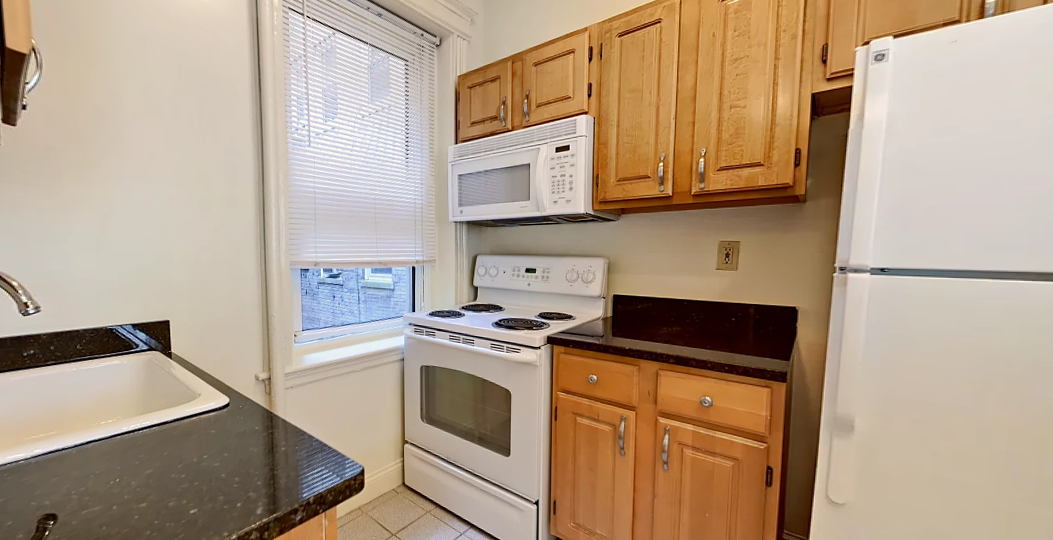 32 Queensberry St, Fenway