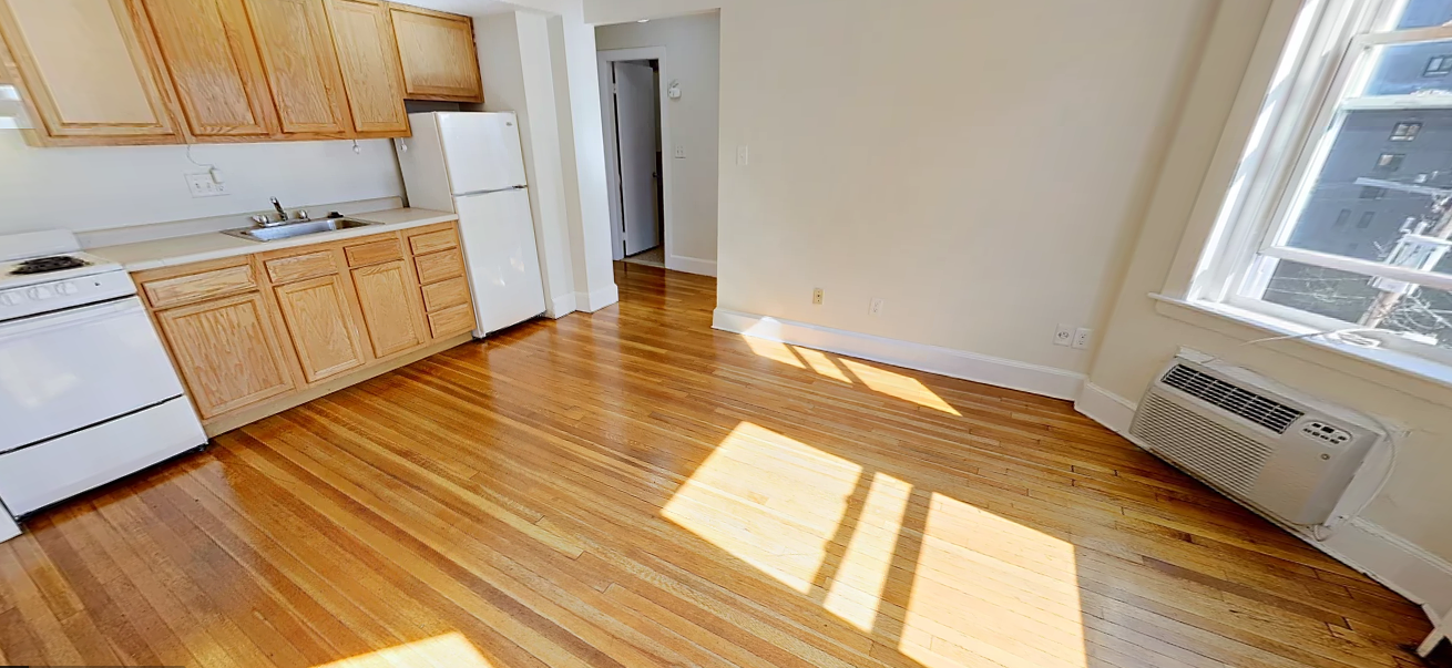 33 Lancaster Ter, Coolidge Corner