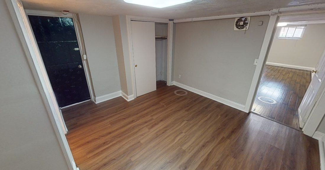 216 Banks St, Central Square