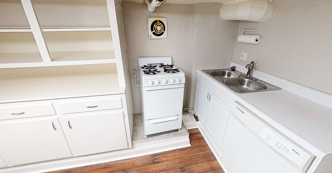 216 Banks St, Central Square