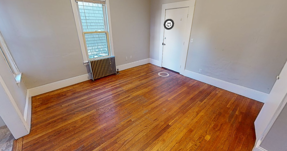 218 Banks St, Central Square