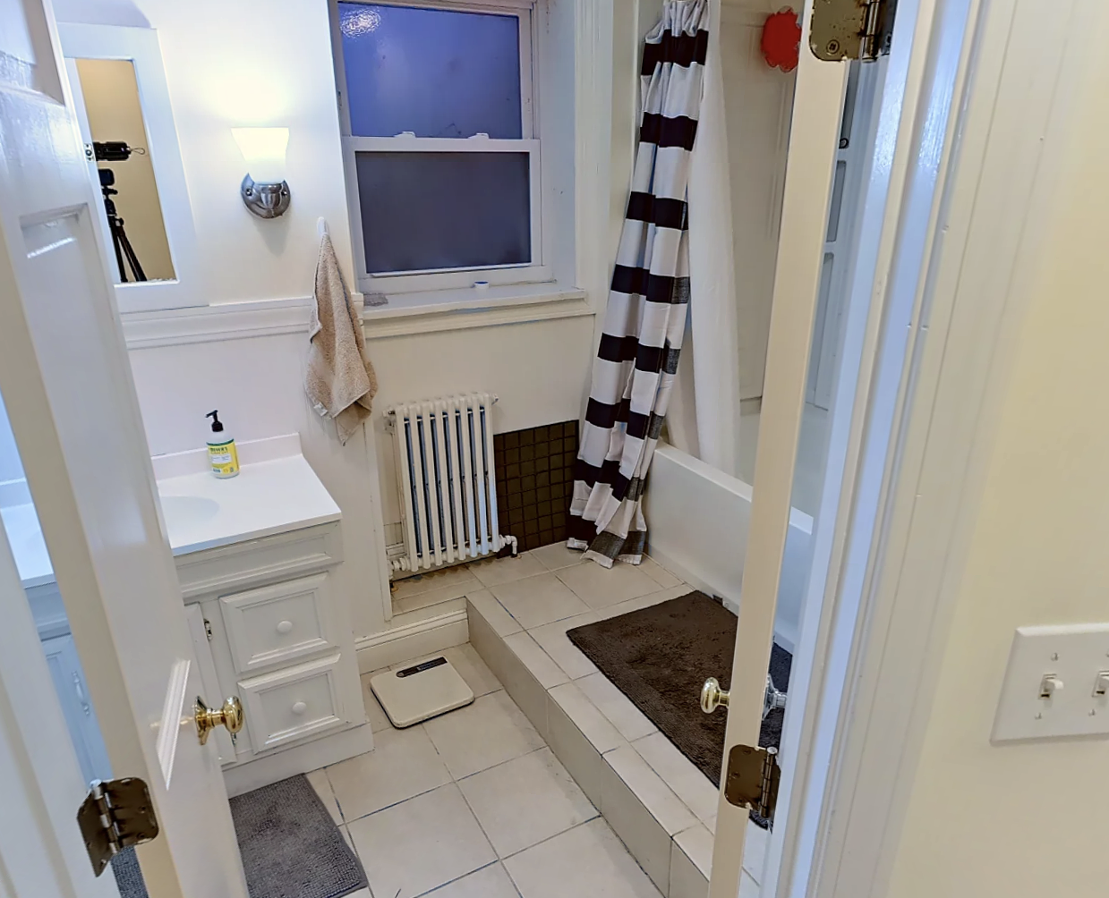 27 Saint Mary's Ct, Fenway