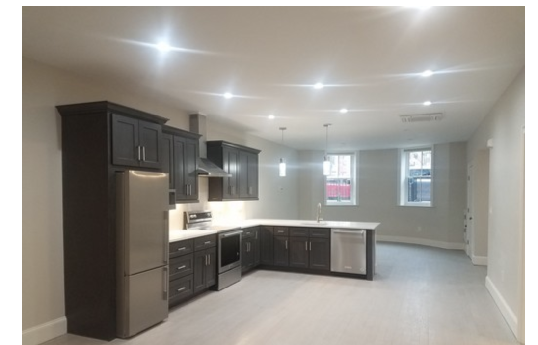 554 Massachusetts Ave, South End