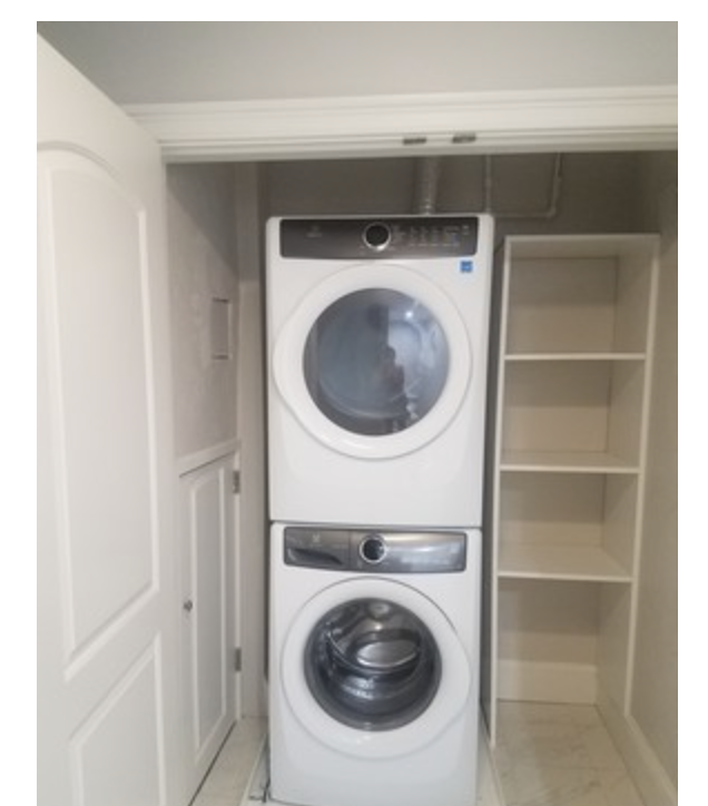 554 Massachusetts Ave, South End