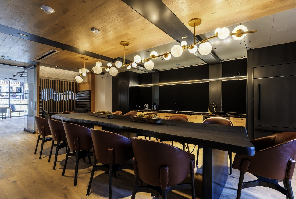 95 Saint Alphonsus St, Mission Hill