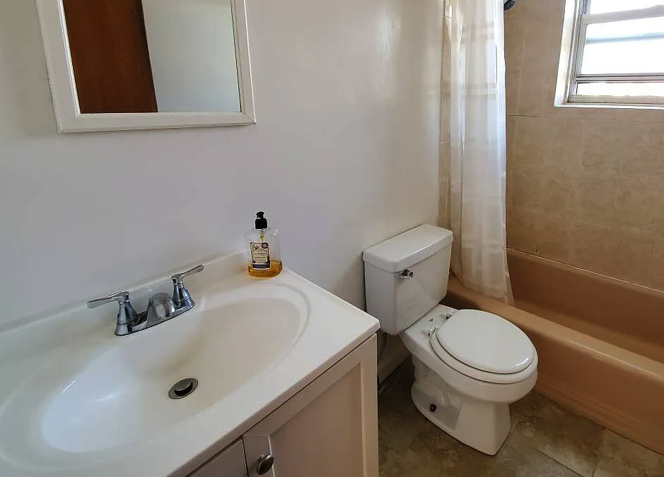 15 Commonwealth Ct, Brighton