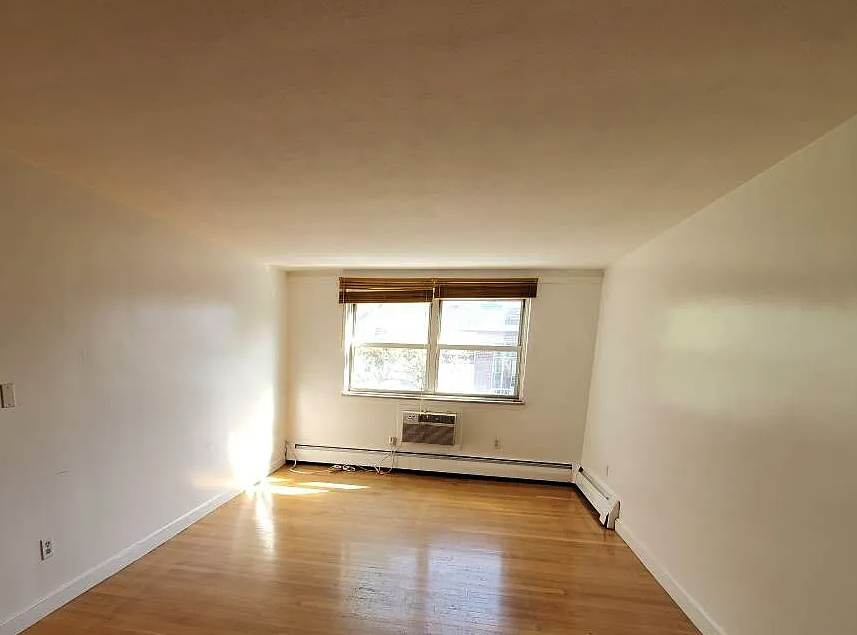 15 Commonwealth Ct, Brighton