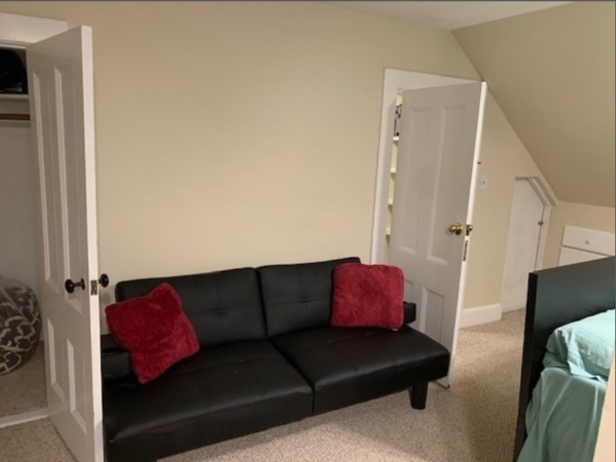 1510 Hyde Park Ave, Hyde Park