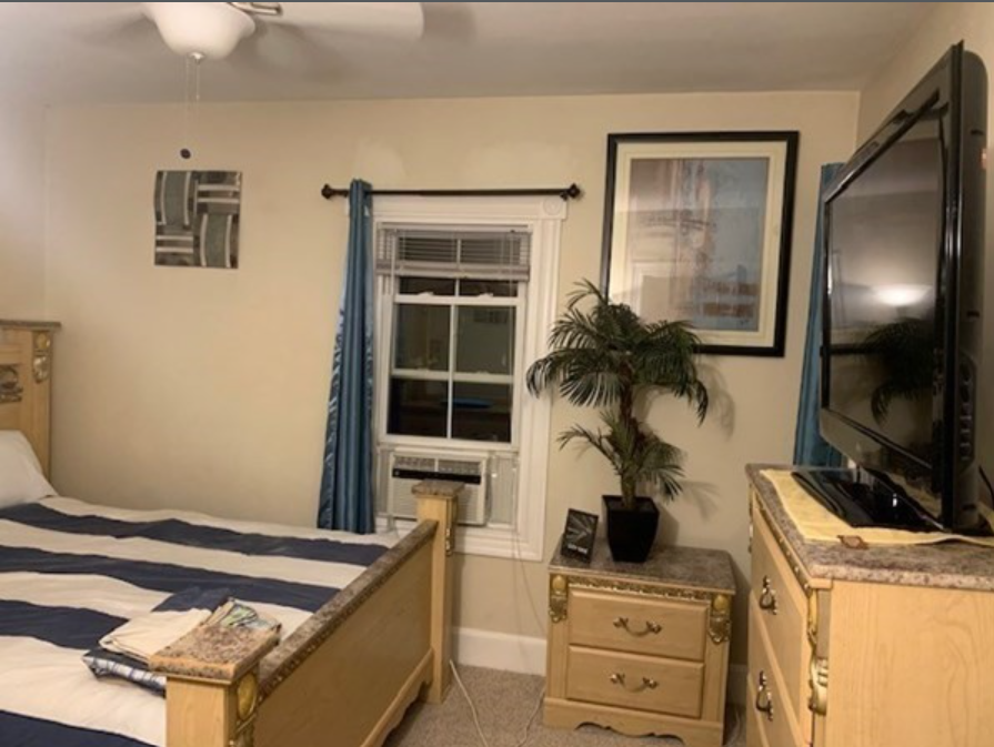 1510 Hyde Park Ave, West Roxbury