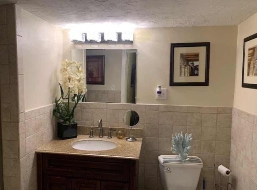 1510 Hyde Park Ave, West Roxbury