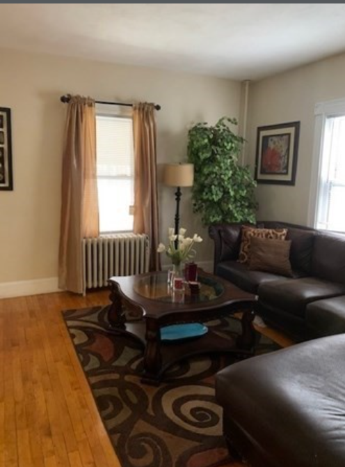 1510 Hyde Park Ave, Hyde Park