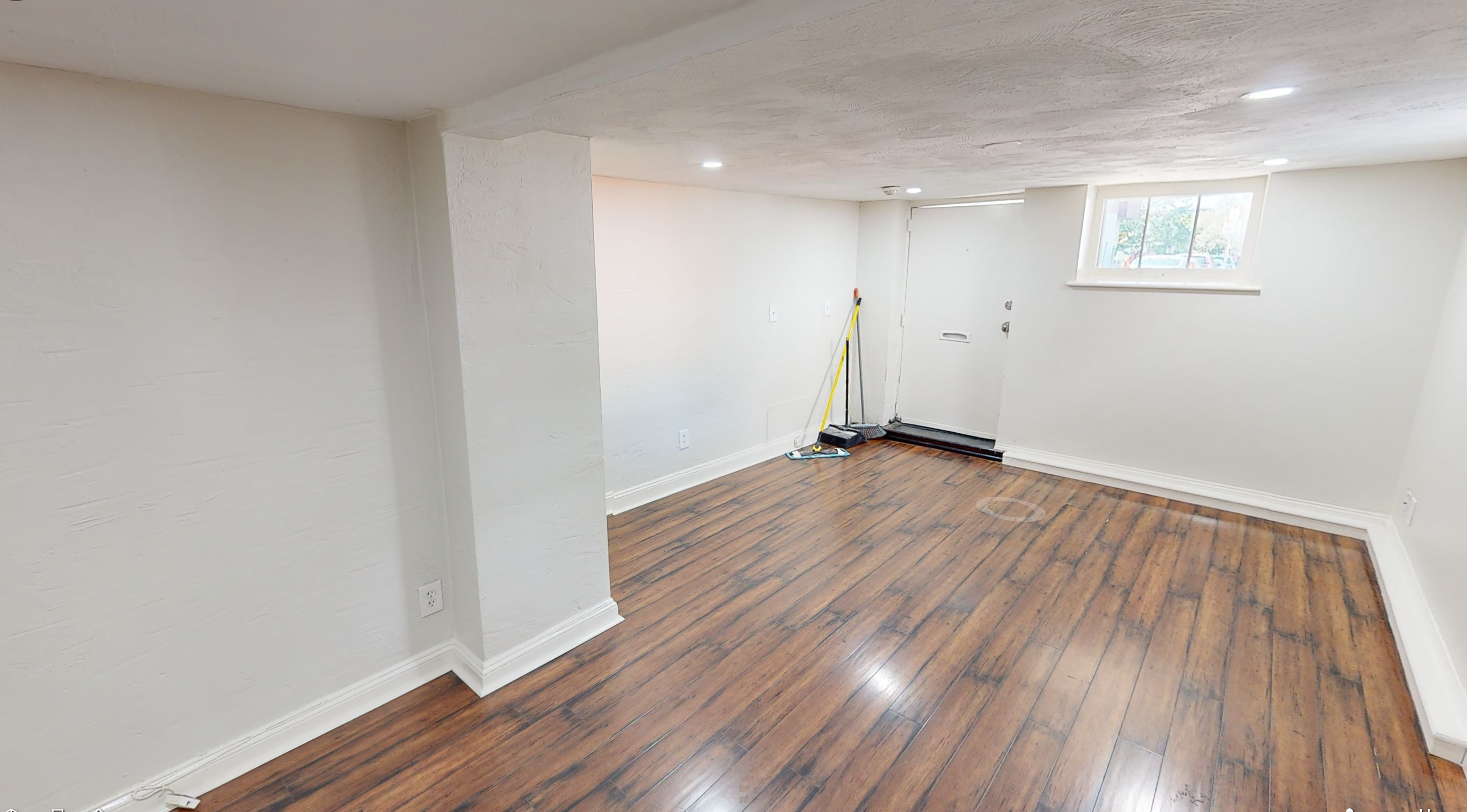 216 Banks St, Fenway