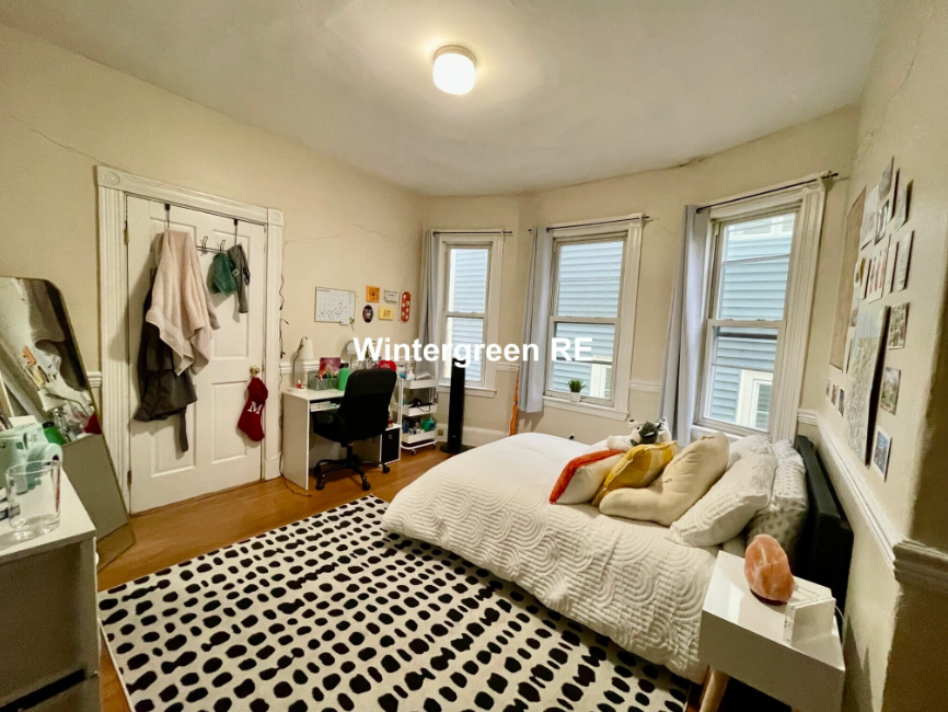 21 Bucknam St, Mission Hill