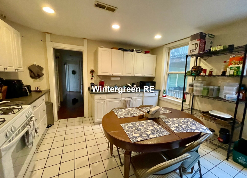 21 Bucknam St, Mission Hill