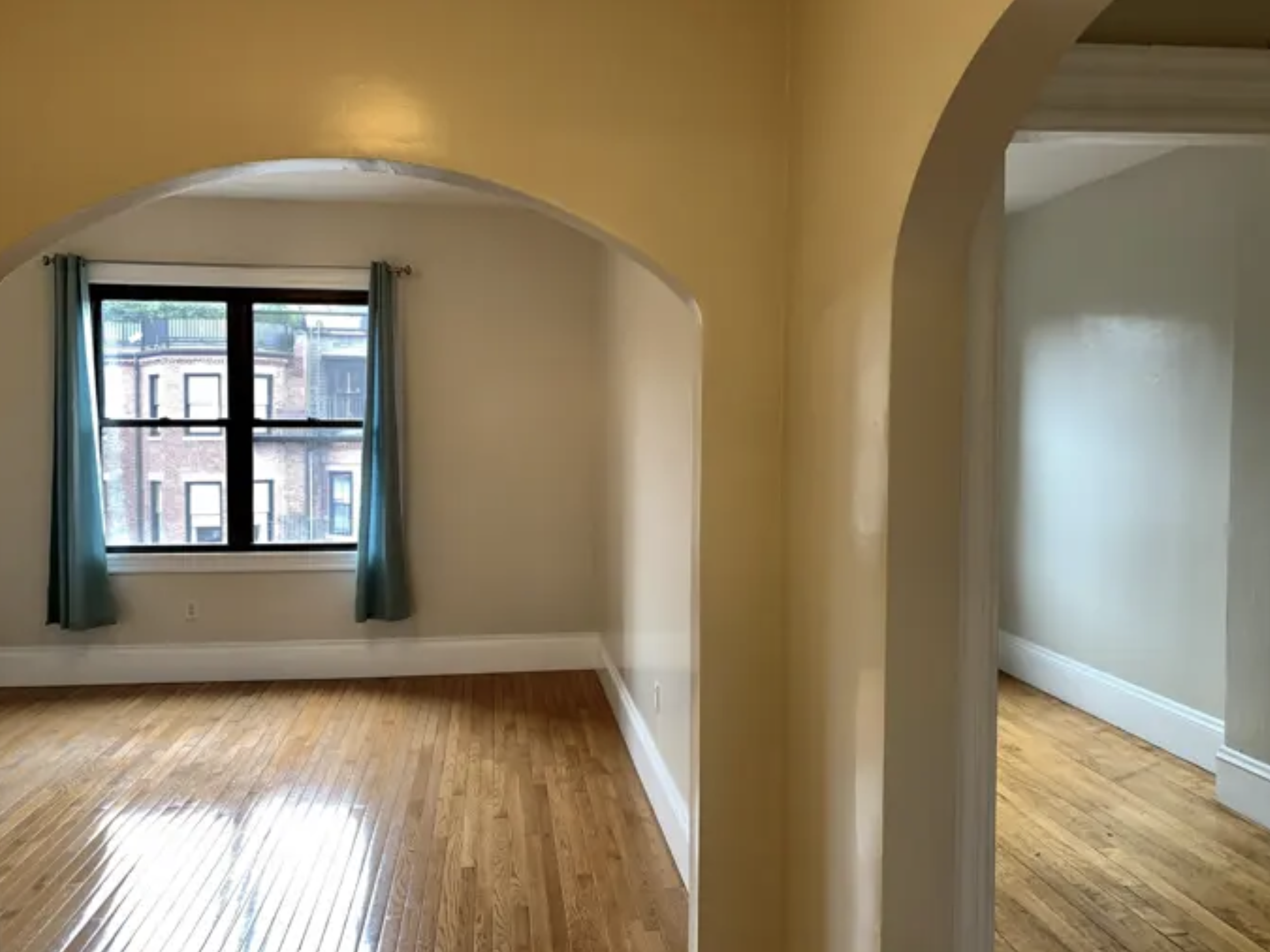 131 Newbury St, Back Bay