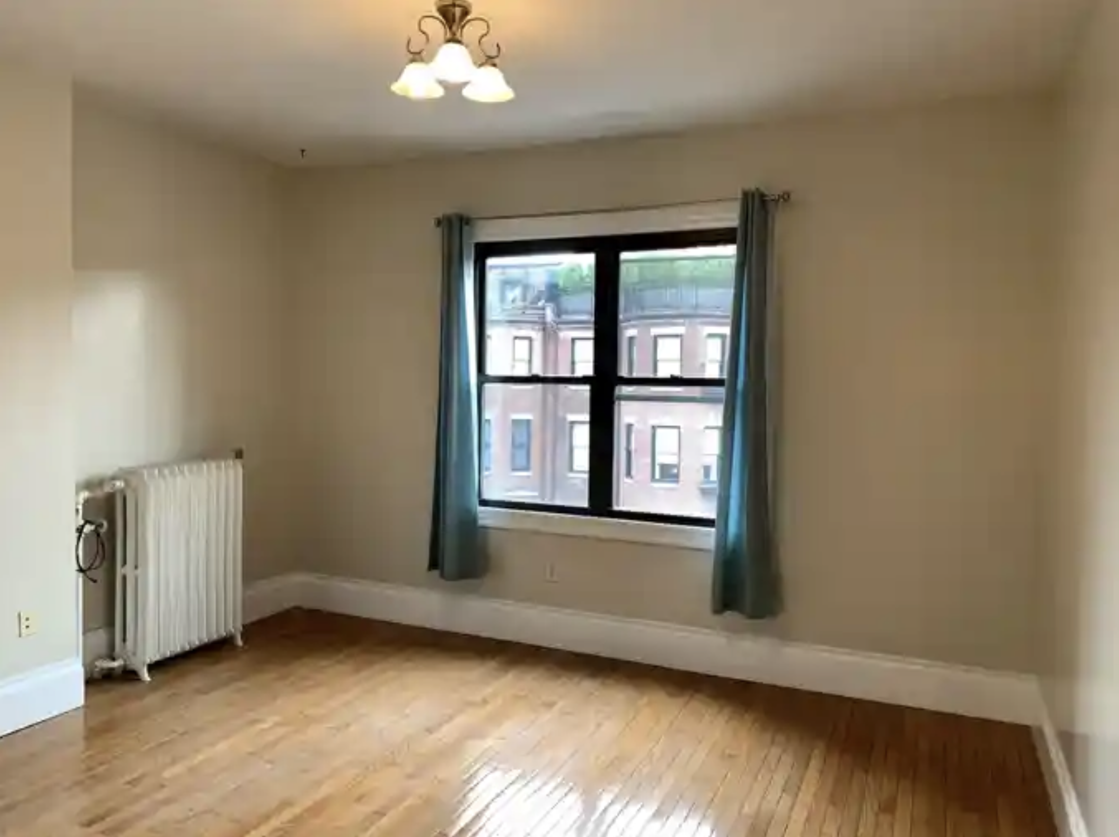 131 Newbury St, Back Bay