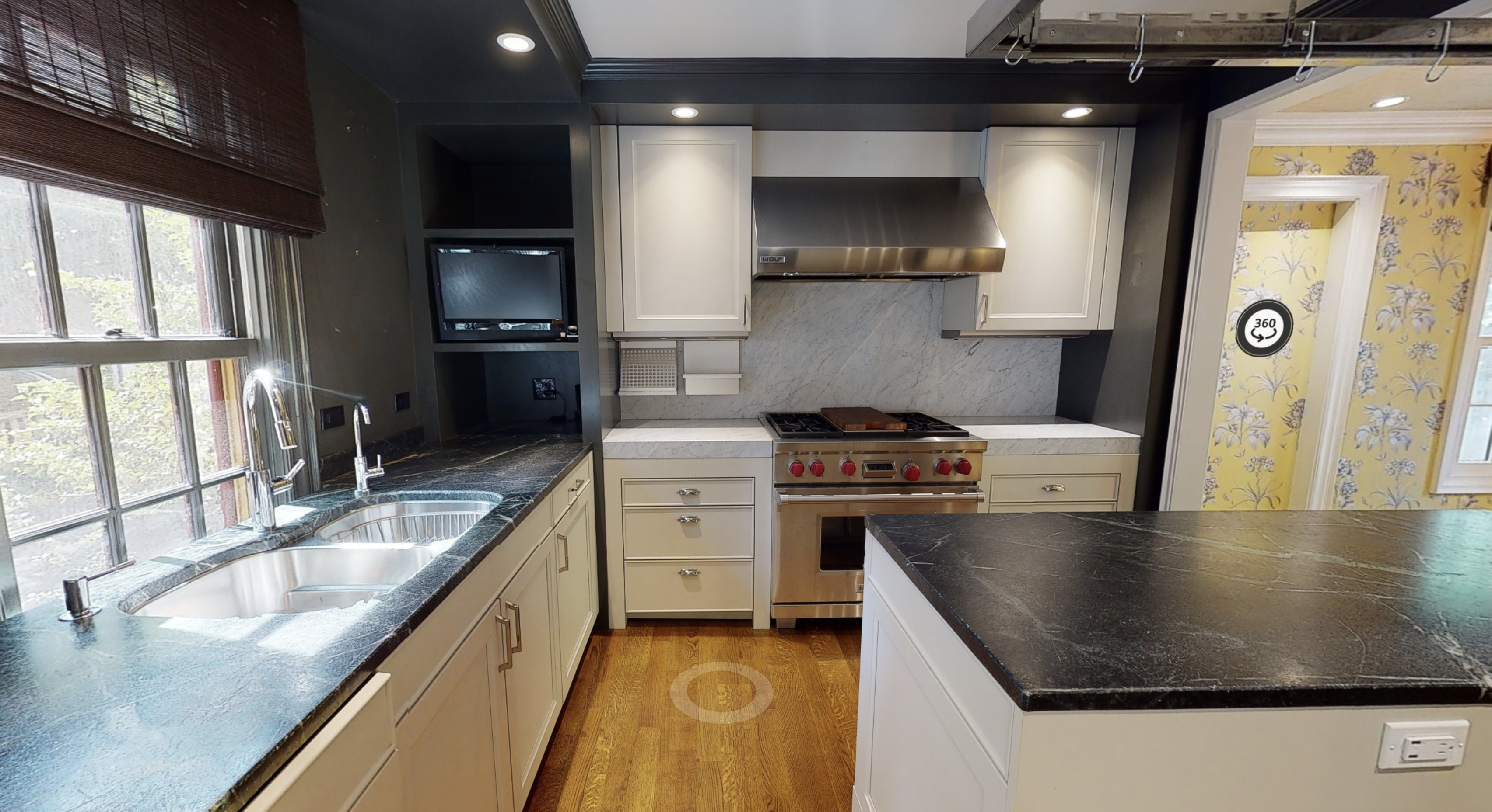 9 Foster Pl, West Cambridge