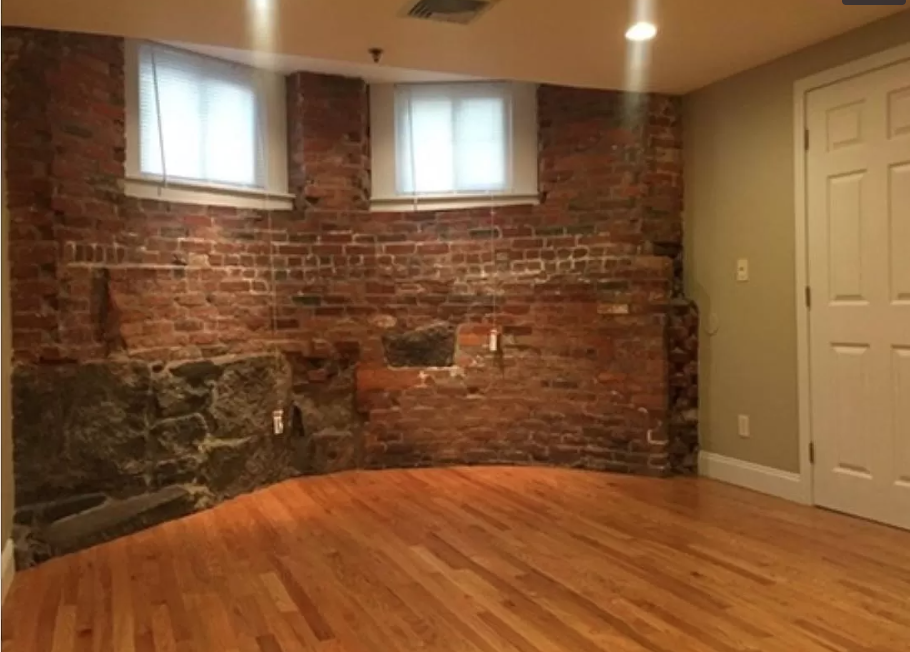 11 Blackwood St, Back Bay