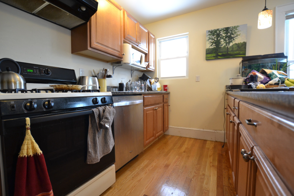 36 Brackett St, Oak Square