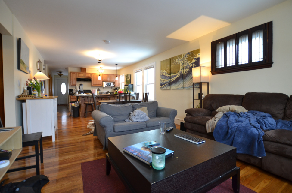 36 Brackett St, Oak Square