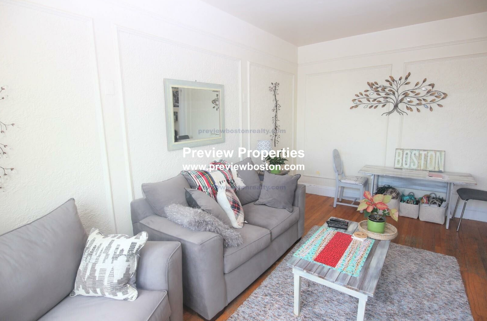 1691 Commonwealth Ave, Brighton