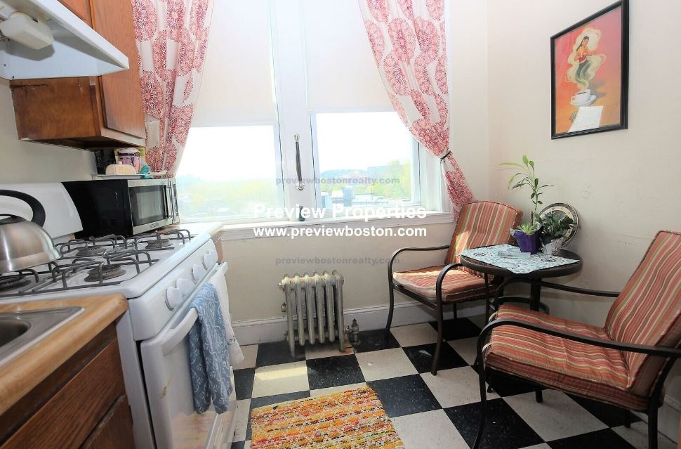 1691 Commonwealth Ave, Brighton