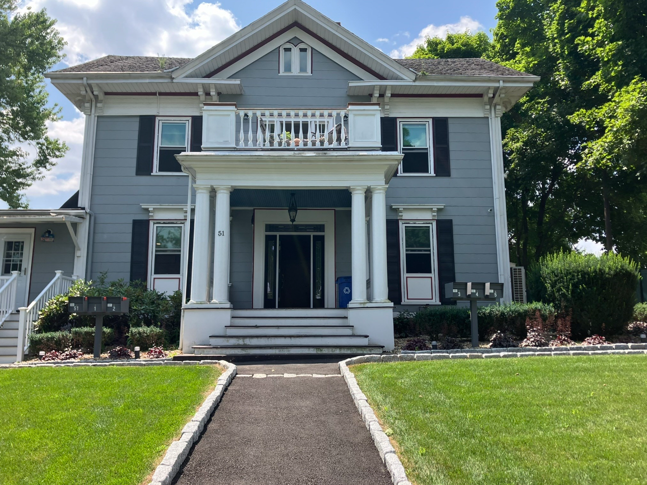 51 Mount Vernon St, Melrose