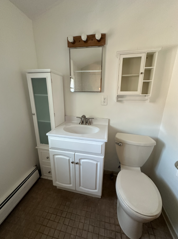 79 Lowden Ave, Powder House Square