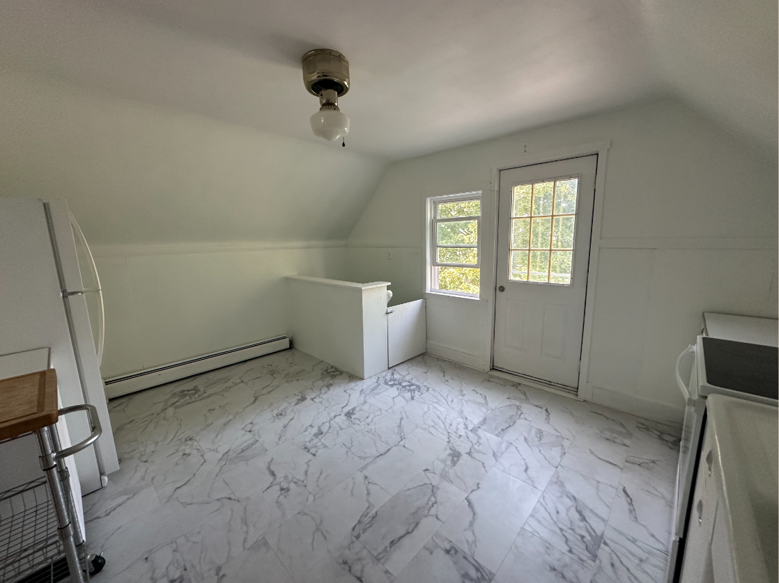 79 Lowden Ave, Powder House Square