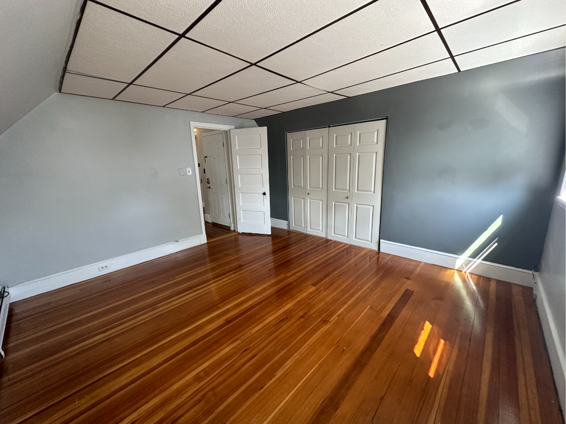 79 Lowden Ave, Powder House Square