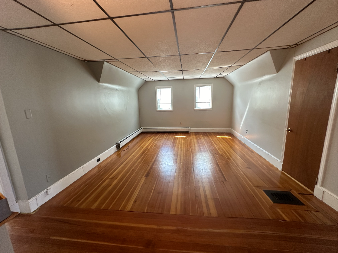 79 Lowden Ave, Powder House Square