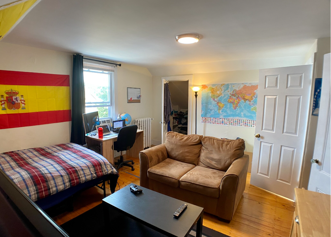 32 Ivaloo St, Ward Two