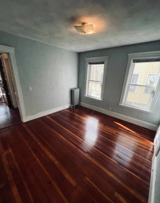 43 Orchard St, Medford