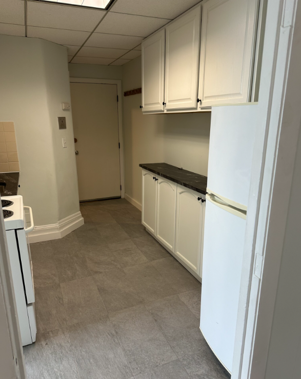 60 Walden St, Neighborhood Nine