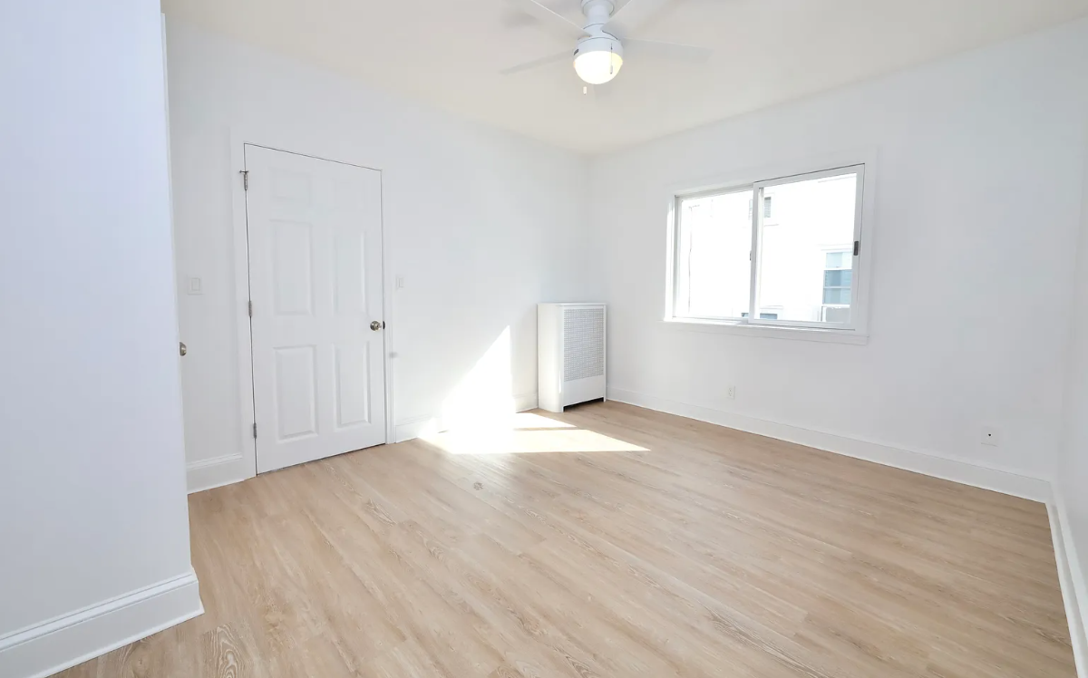 16 Orchard St, Medford