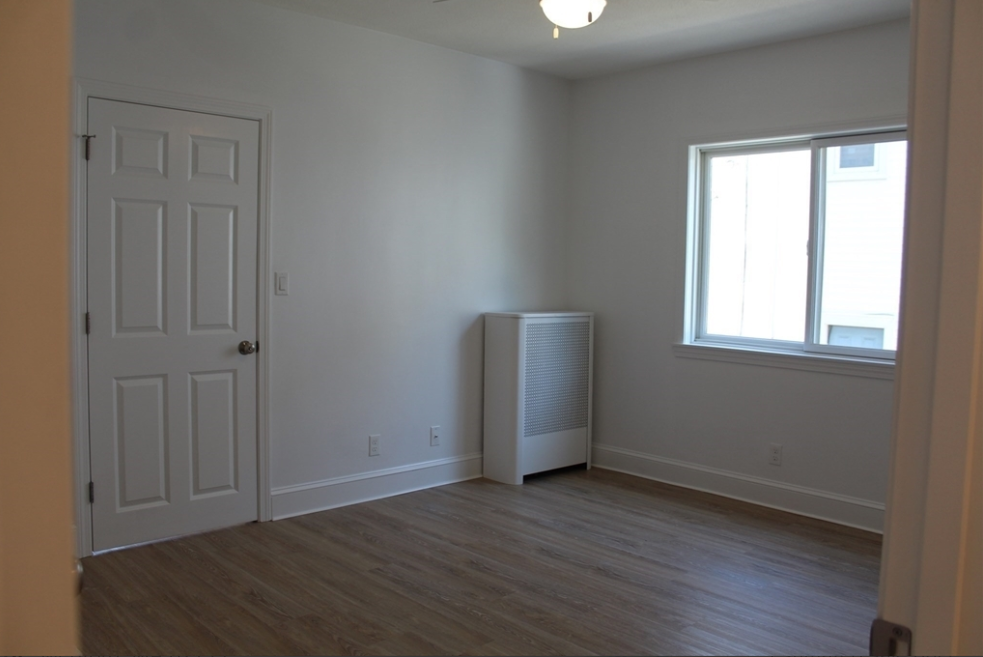 16 Orchard St, Medford