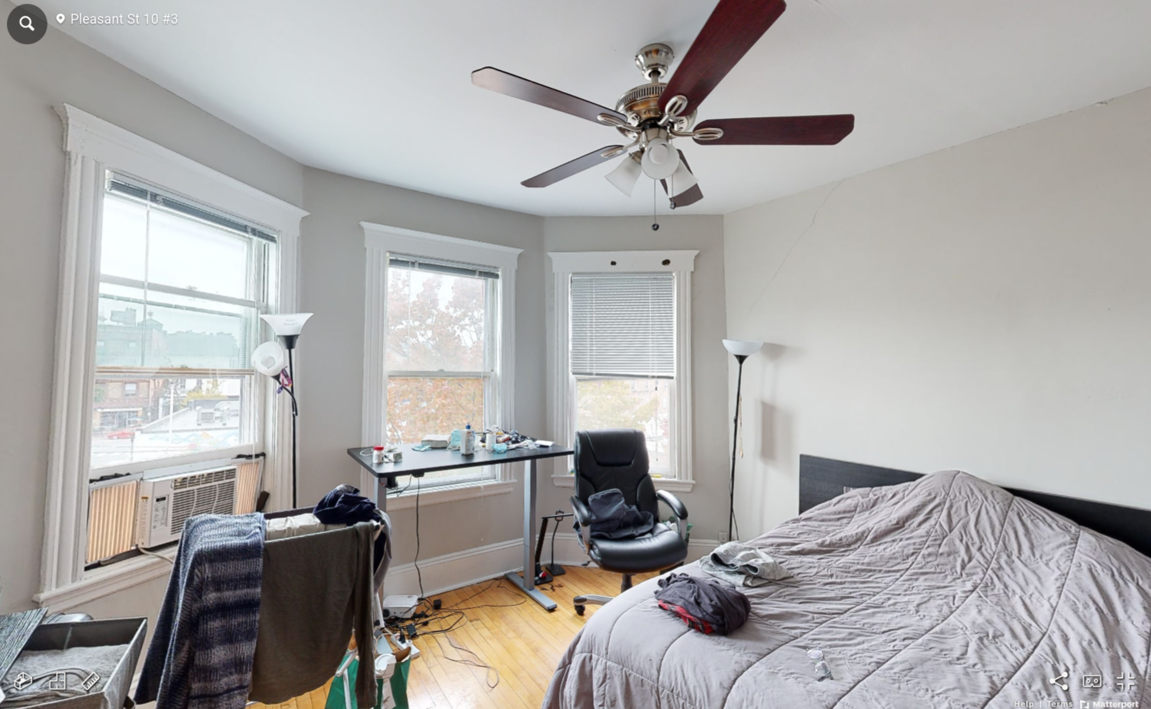 10 Pleasant St, Riverside