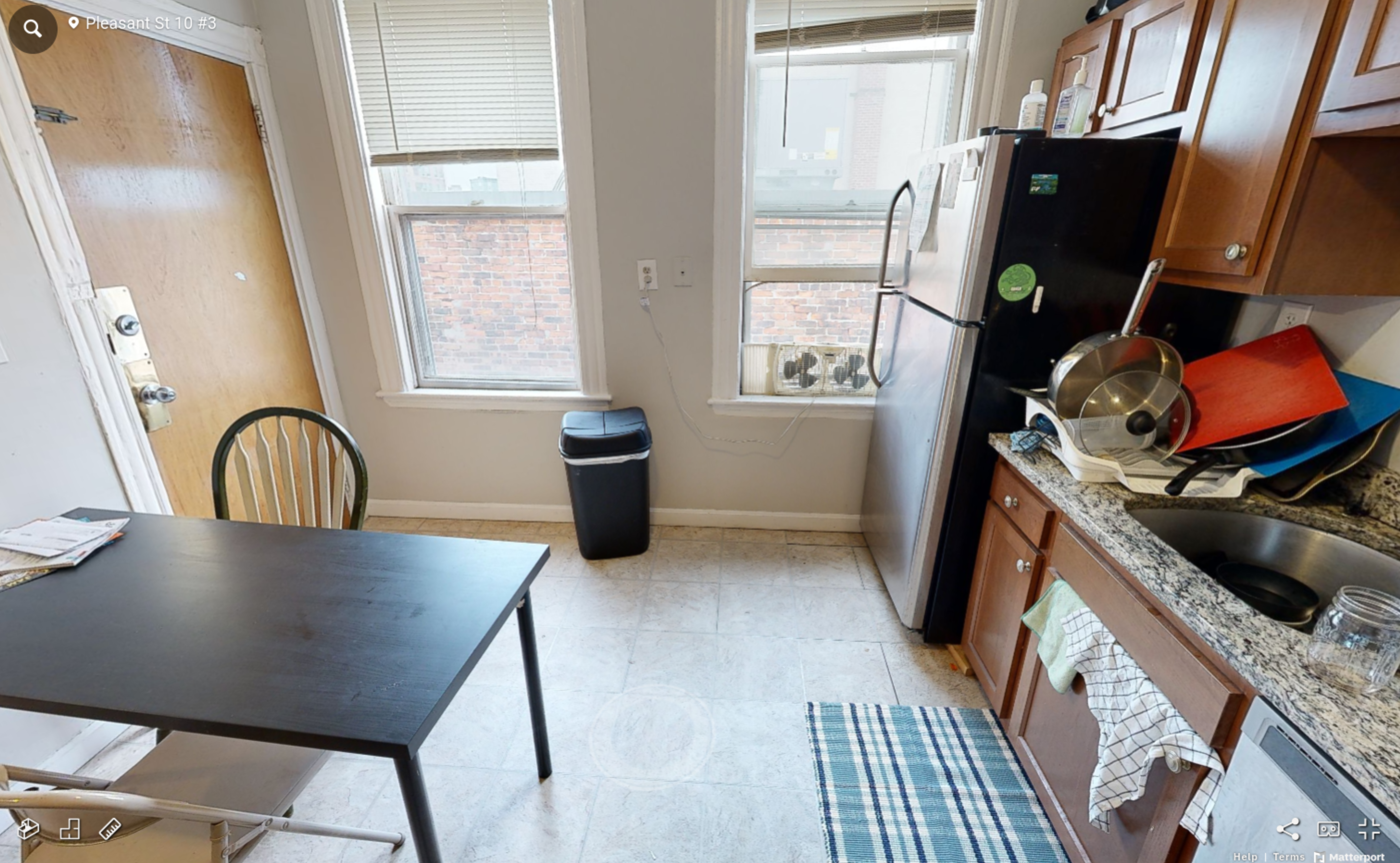 10 Pleasant St, Riverside