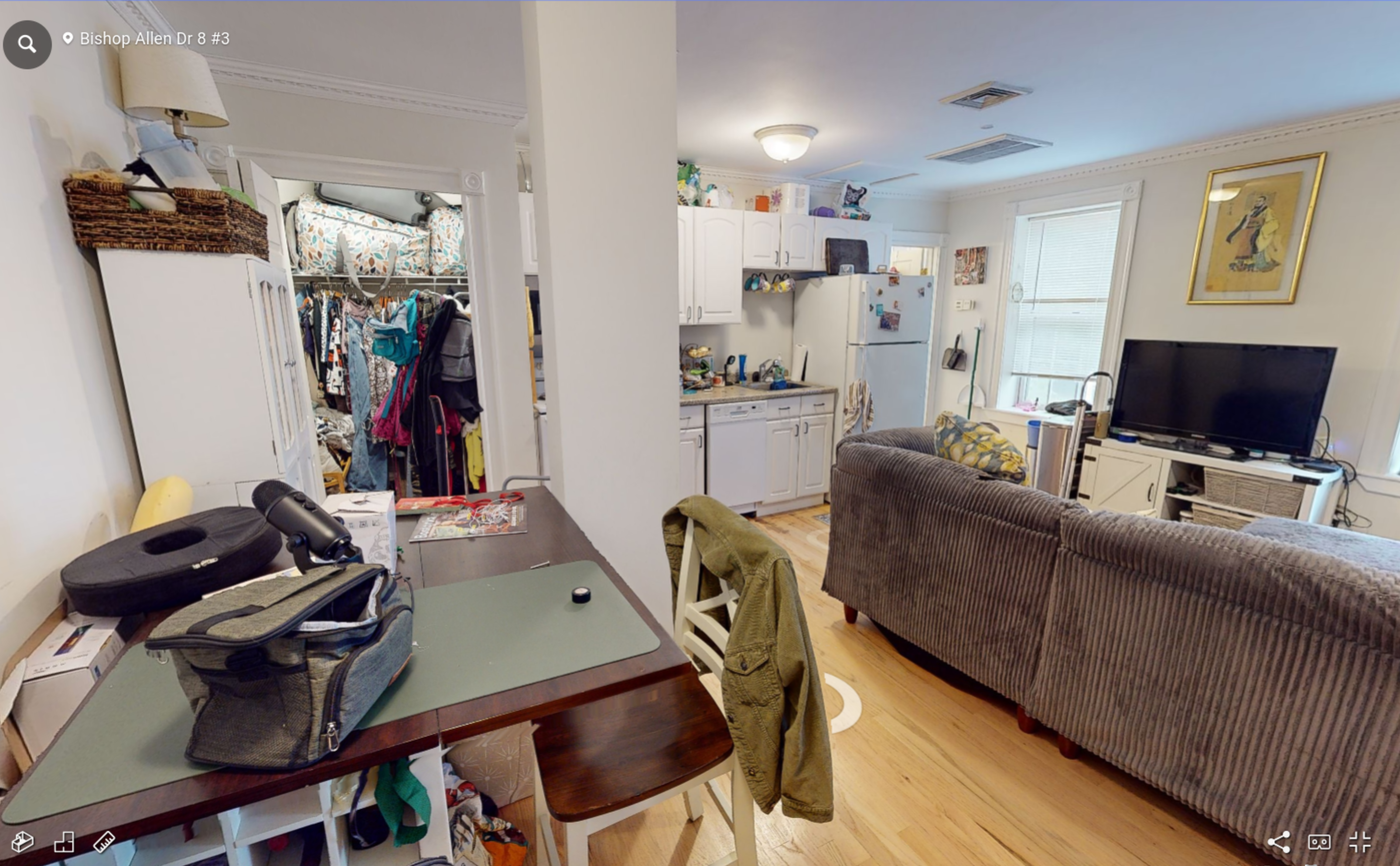 8 Bishop Allen Dr, Central Square