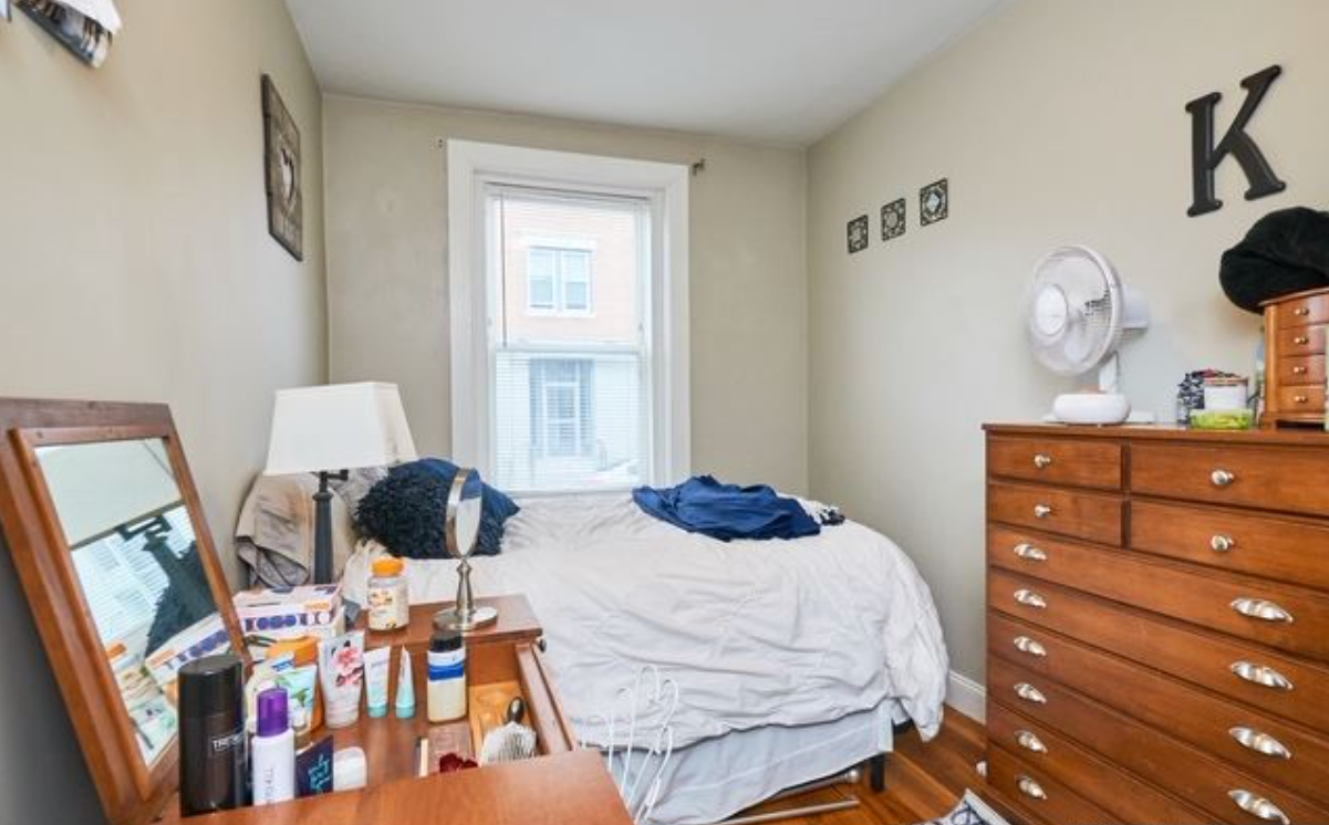 4 Leicester St, Allston