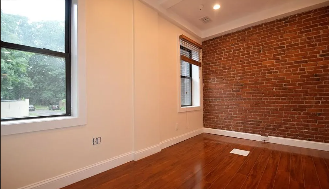 1203 Beacon St, Coolidge Corner