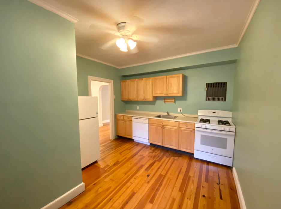 20 Fairbanks St, Washington Square