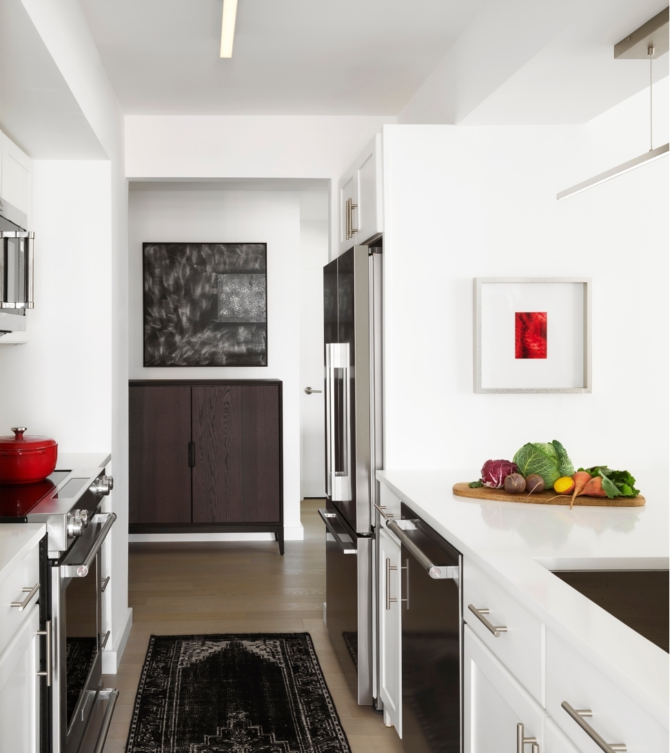 1 Devonshire Pl, Downtown