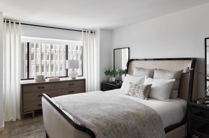 1 Devonshire Pl, Downtown