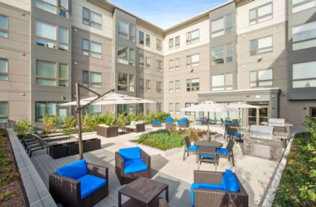 180 Eastern Ave, Malden