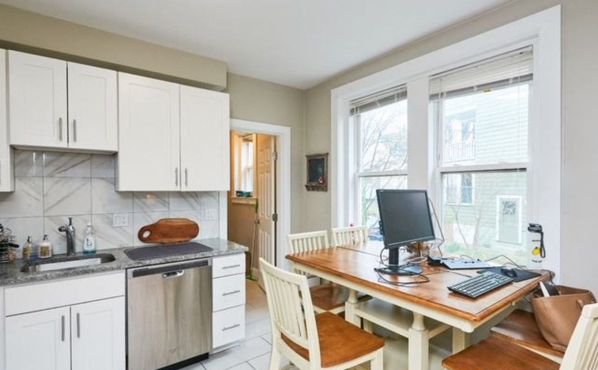 4 Leicester St, Allston