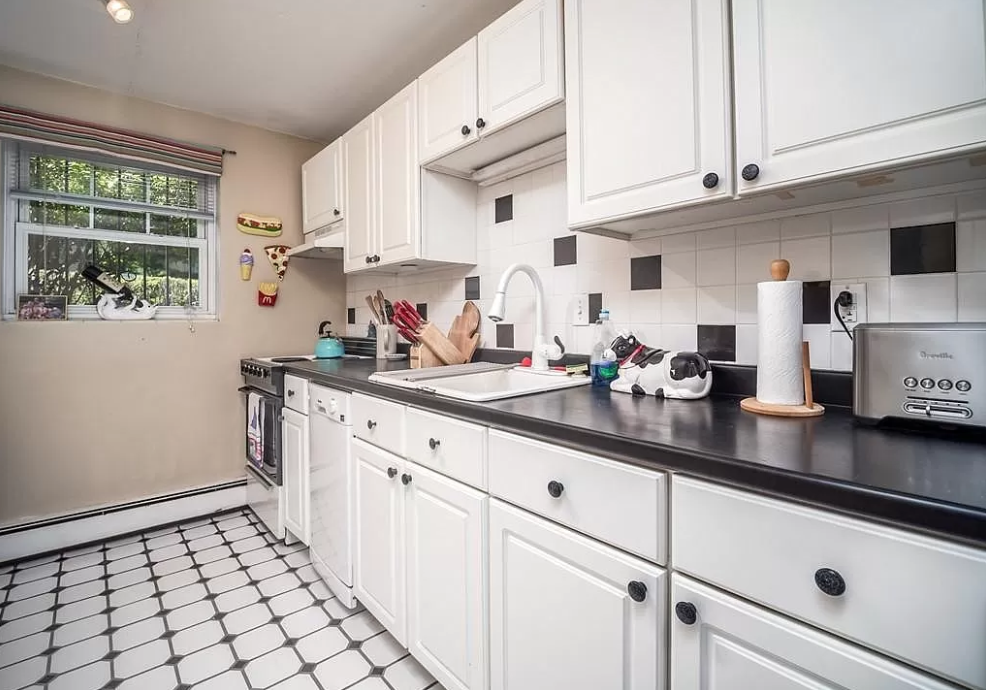 30 Chester St, Allston