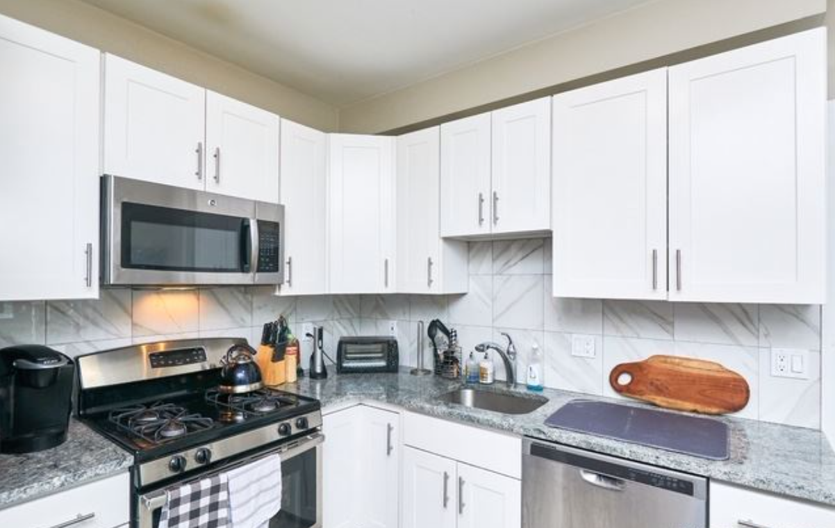 4 Leicester St, Allston