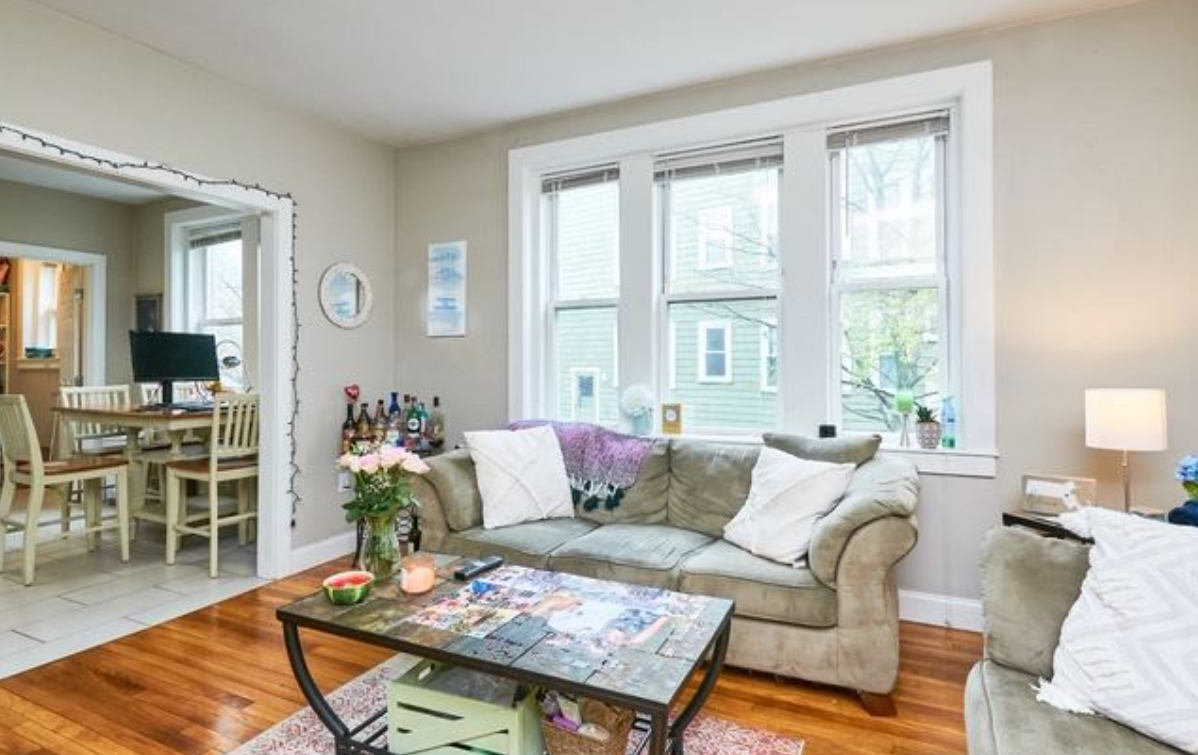 4 Leicester St, Allston