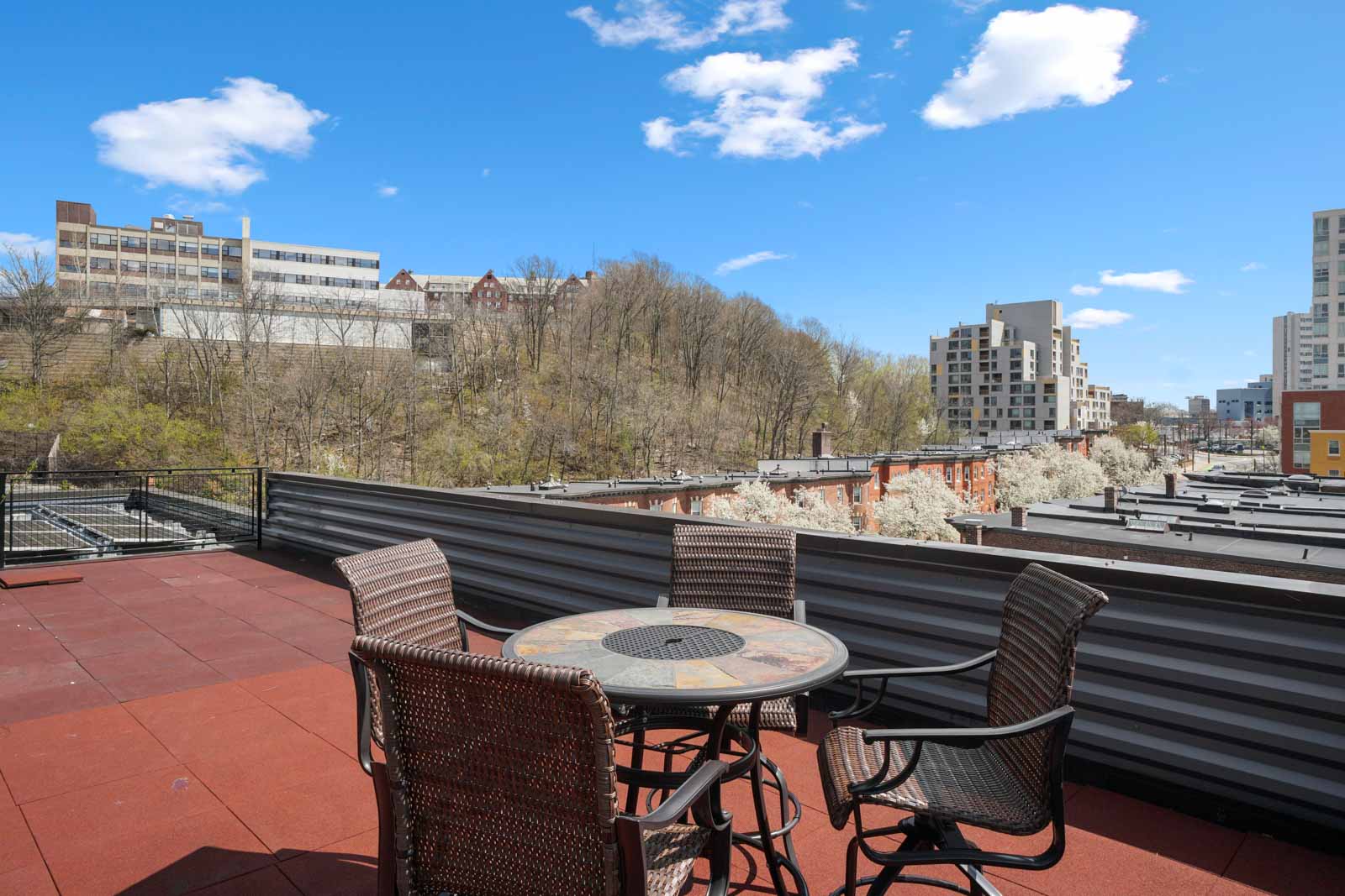 35 Huntington Ave, Mission Hill